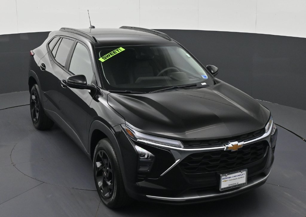Certified 2026 Chevrolet Trax LT FWD image 28