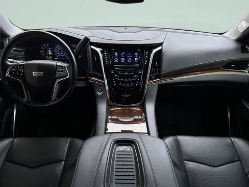 Used 2020 Cadillac Escalade Luxury AWD/4WD image 33