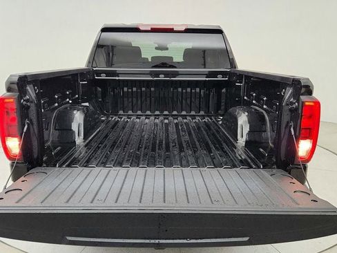 Used 2025 GMC Sierra 1500 Elevation image 23