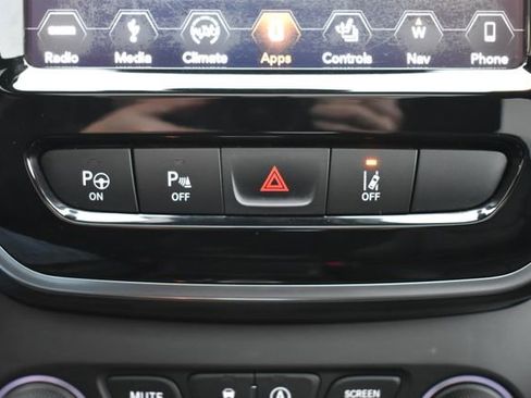 Used 2019 Jeep Cherokee Limited w/ Luxury Group image 31