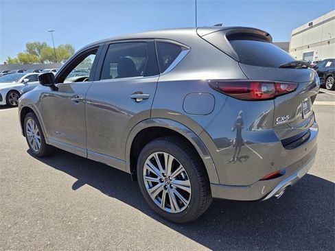 New 2025 MAZDA CX-5 Signature image 3