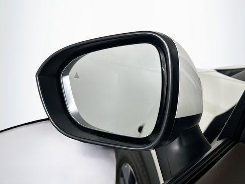 Used 2023 Nissan Rogue SV FWD image 16