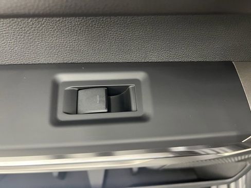 New 2025 Toyota Tundra SR5 image 31