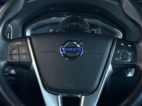 Used 2016 Volvo V60 T5 Premier w/ Convenience Package FWD image 55