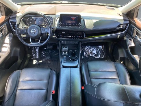 Used 2022 Nissan Rogue SL FWD image 10
