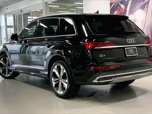 Used 2022 Audi Q7 Premium Plus image 4