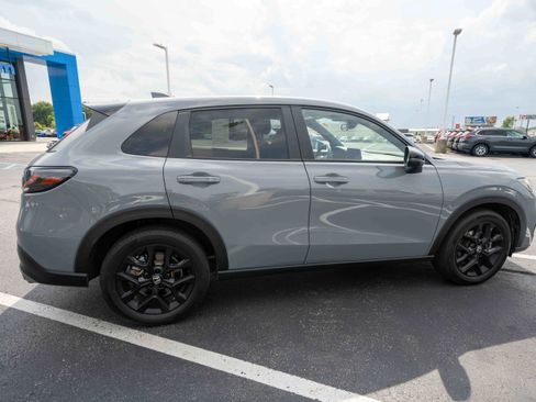 Used 2024 Honda HR-V Sport image 6