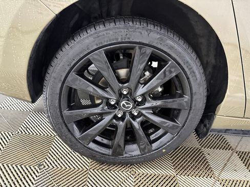 Used 2024 MAZDA MAZDA3 s AWD/4WD image 32