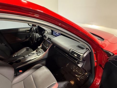 Used 2018 Lexus IS 300 AWD w/ Comfort Package image 43