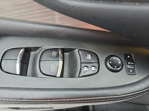 Used 2015 Nissan Murano SL w/ SL Technology Package image 28