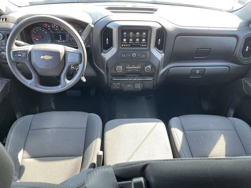Used 2019 Chevrolet Silverado 1500 Custom w/ Custom Value Package AWD/4WD image 15