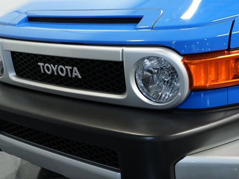 Used 2008 Toyota FJ Cruiser image 17