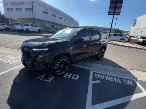 Used 2025 Chevrolet Equinox RS w/ Convenience Package III image 4