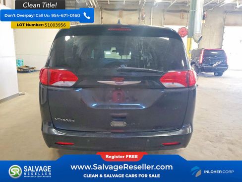 Used 2020 Chrysler Voyager L FWD image 8