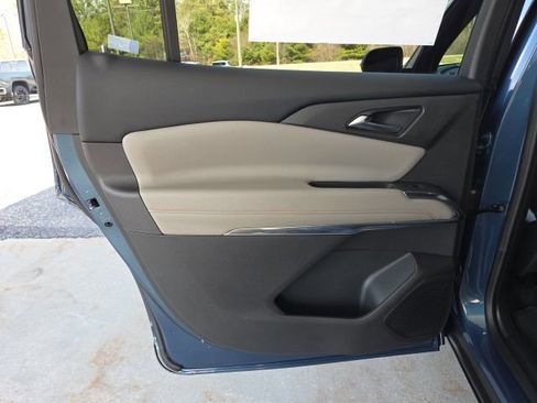 New 2026 Chevrolet Traverse LT image 25