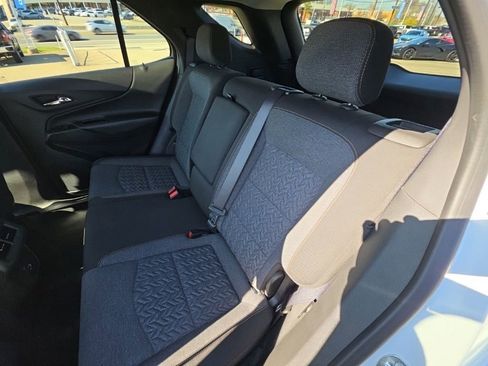 Used 2023 Chevrolet Equinox LT image 25