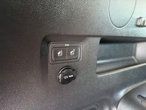 Used 2025 Kia Telluride S AWD/4WD image 18