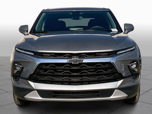 Used 2023 Chevrolet Blazer LT image 3