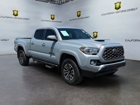 Used 2021 Toyota Tacoma TRD Sport RWD image 5