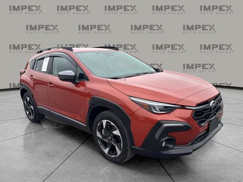 Used 2024 Subaru Crosstrek 2.5i Limited w/ Crosstrek Mirror Package AWD/4WD image 4
