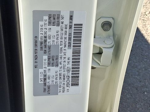 Certified 2024 MAZDA CX-90 Plug-In Hybrid w/ Premium Pkg image 32