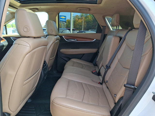 Used 2019 Cadillac XT5 Platinum AWD/4WD image 20