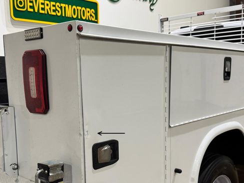 Used 2023 Ford F450 XL image 65