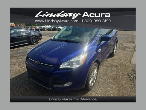 Used 2016 Ford Escape SE w/ SE Leather Comfort Package FWD image 1