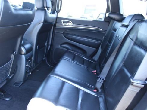 Used 2020 Jeep Grand Cherokee Limited RWD image 40