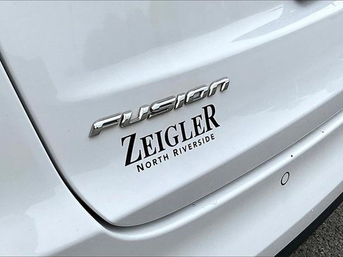 Certified 2019 Ford Fusion SE image 8