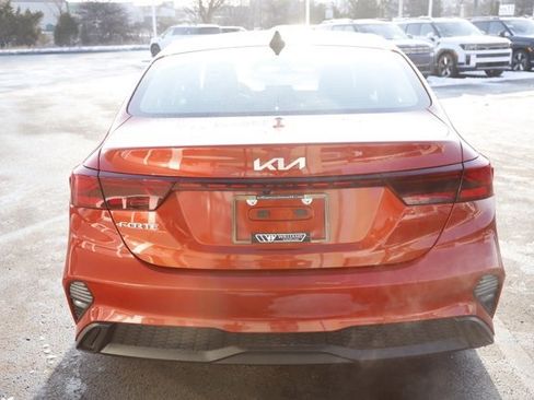 Used 2022 Kia Forte LXS image 4
