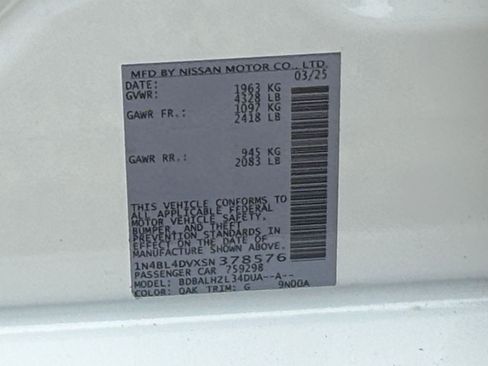 Used 2025 Nissan Altima 2.5 SV FWD image 23