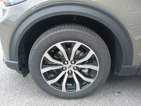 New 2026 Ford Explorer ST-Line w/ Premium Package image 10