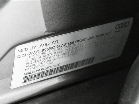 Used 2020 Audi A8 L 3.0T image 26