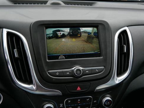 Used 2019 Chevrolet Equinox LT image 33