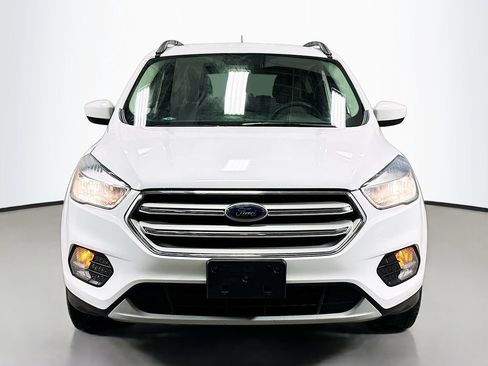 Used 2018 Ford Escape SE image 4