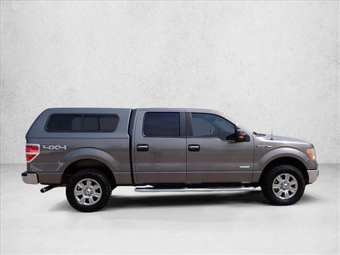 Used 2011 Ford F150 XLT w/ XLT Chrome Pkg AWD/4WD image 5