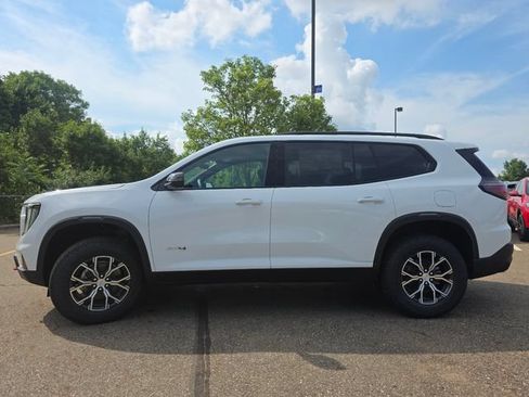 New 2026 GMC Acadia AT4 w/ Luxury Package AWD/4WD image 14
