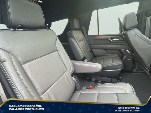 Certified 2026 GMC Yukon Denali w/ Denali Reserve Package AWD/4WD image 35