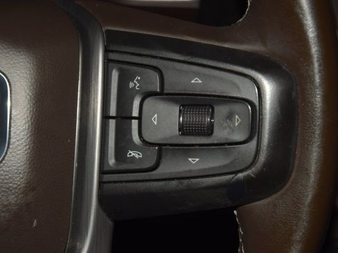 Used 2022 GMC Sierra 3500 Denali w/ Denali Ultimate Package image 39