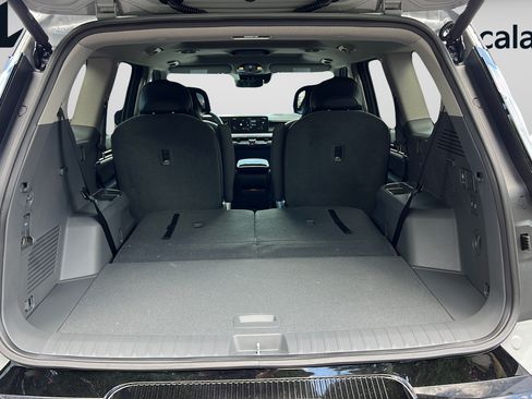 New 2026 Kia EV9 Land AWD/4WD image 9