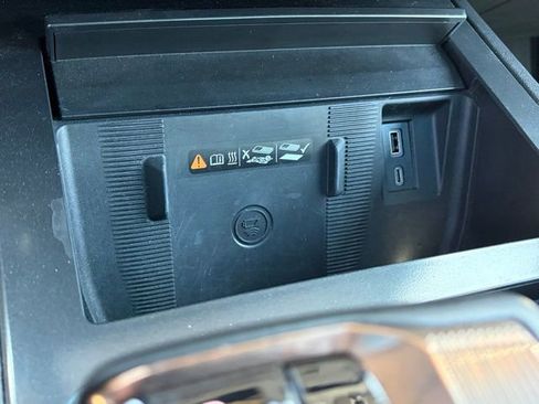 Used 2025 GMC Hummer EV 2X image 24