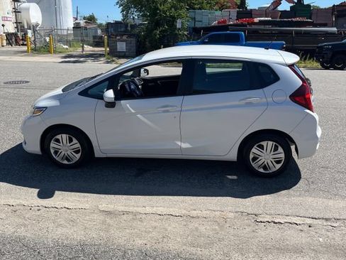 Used 2019 Honda Fit LX image 20
