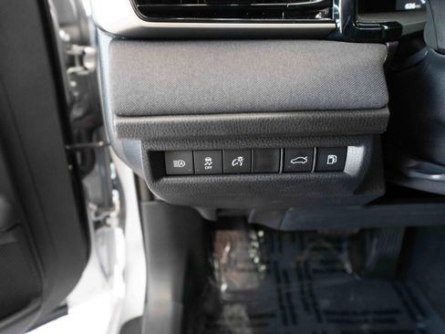 Used 2026 Toyota Camry LE FWD image 11