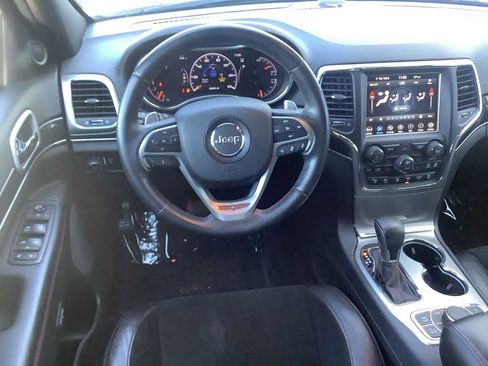 Used 2018 Jeep Grand Cherokee Trailhawk AWD/4WD image 10