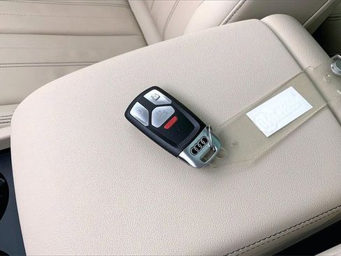 Certified 2023 Audi Q5 2.0T Premium Plus image 11