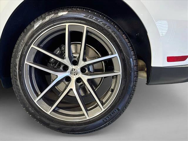 Certified 2026 Porsche Macan AWD/4WD image 25