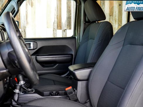 Used 2021 Jeep Wrangler Unlimited Sport image 11