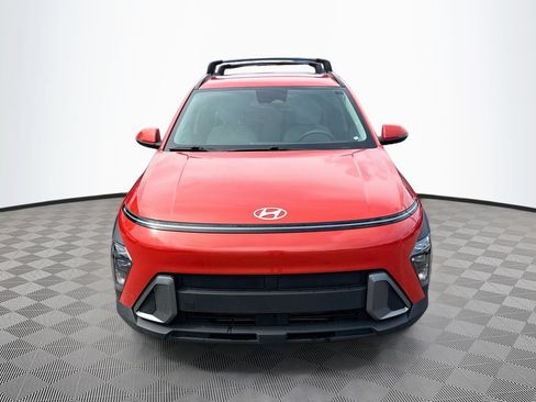 Used 2024 Hyundai Kona SEL FWD image 2