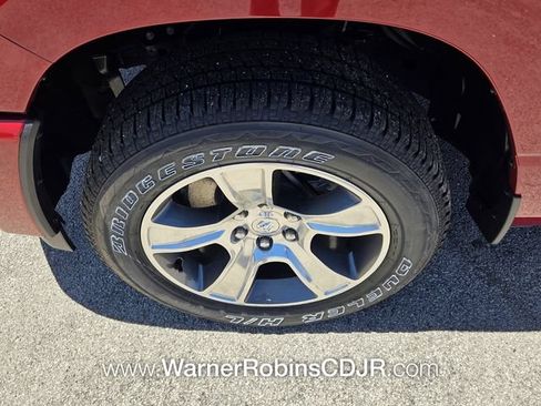 New 2026 RAM 1500 Express AWD/4WD image 17